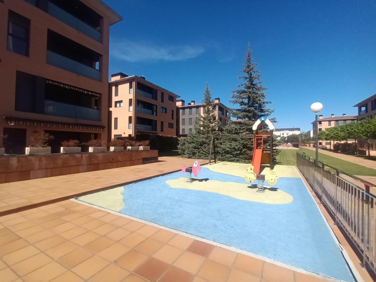 Camino Santiago Etxea Apartment Jaca Luaran gambar