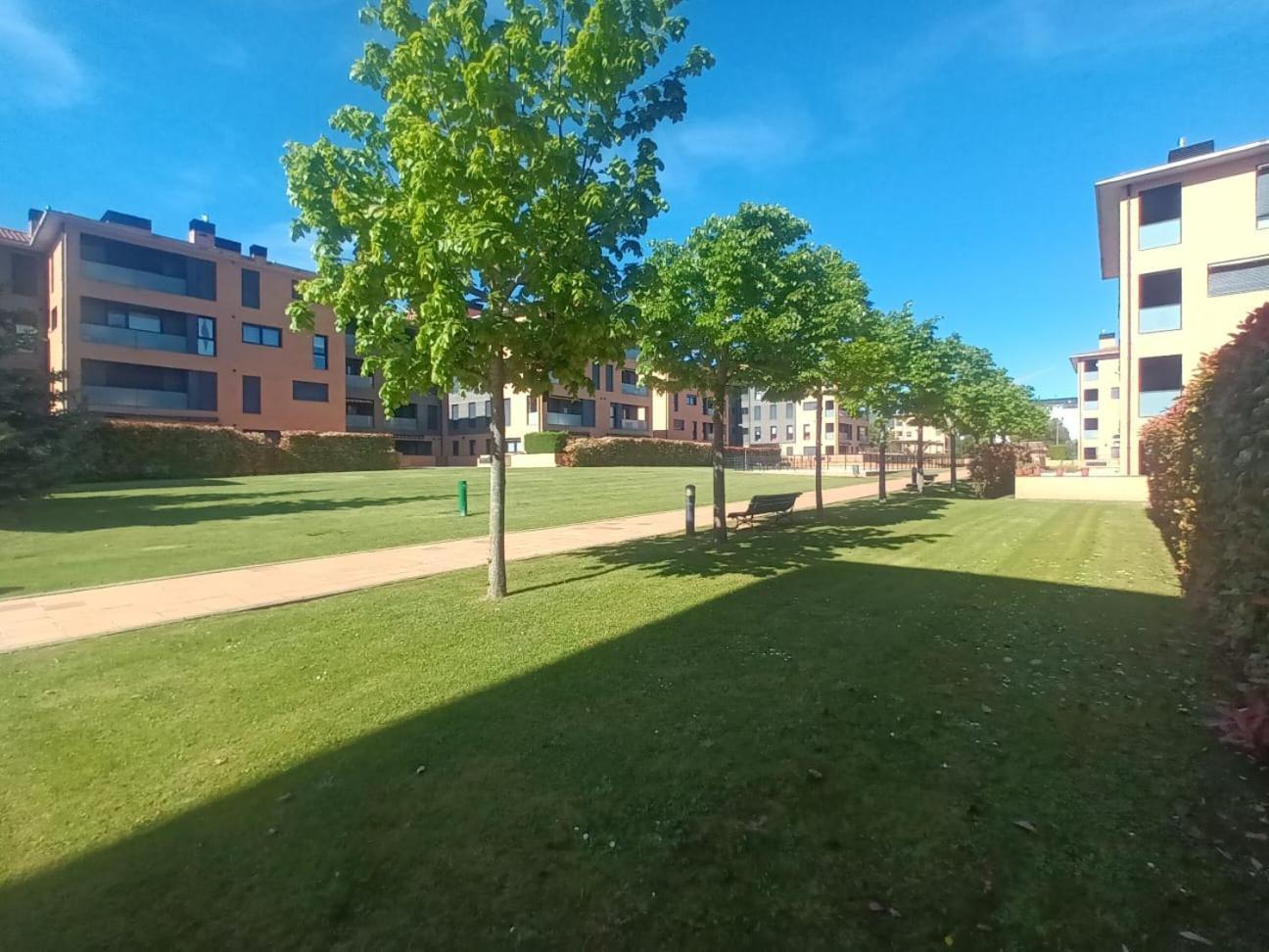Camino Santiago Etxea Apartment Jaca Luaran gambar