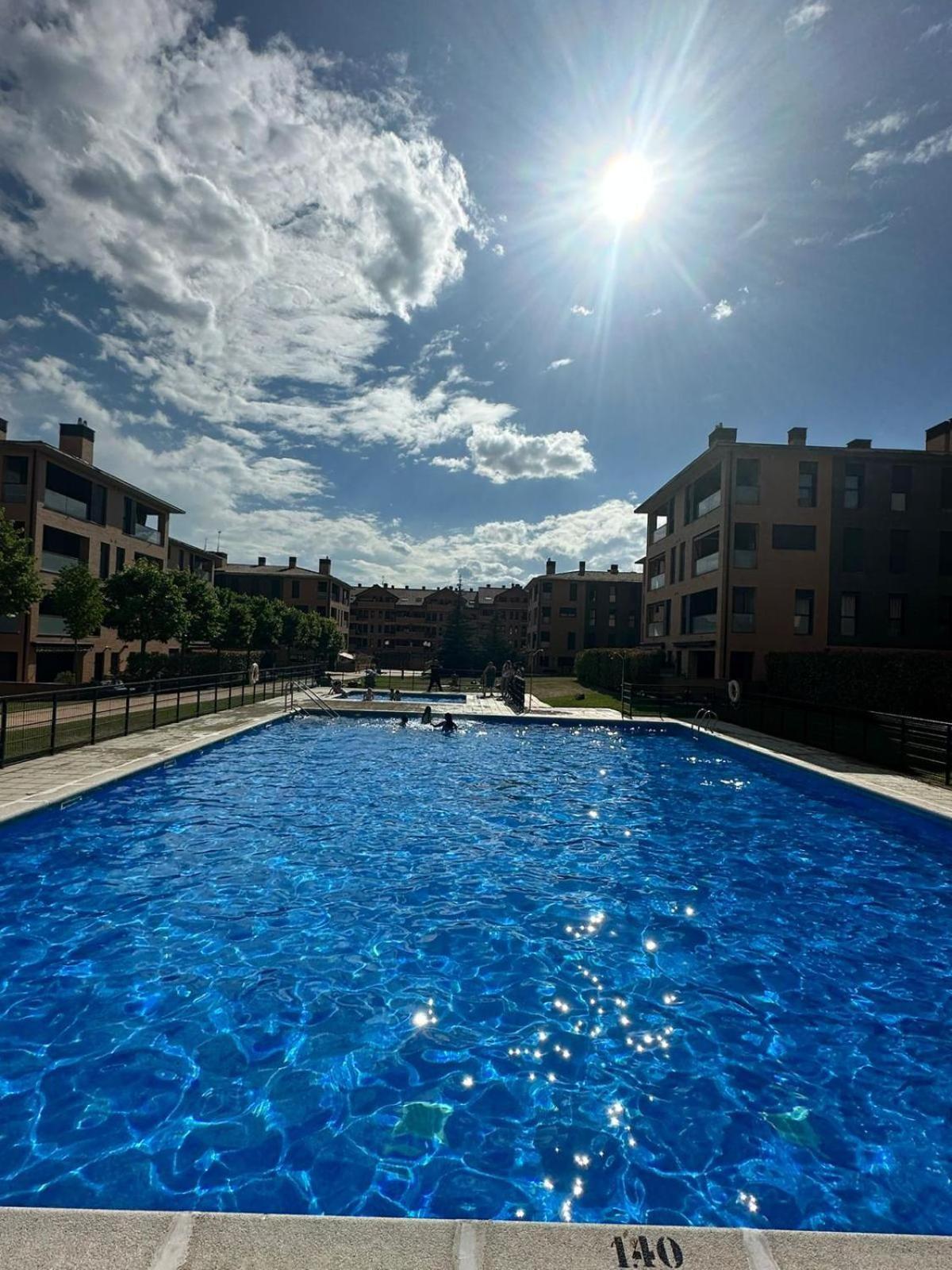 Camino Santiago Etxea Apartment Jaca Luaran gambar