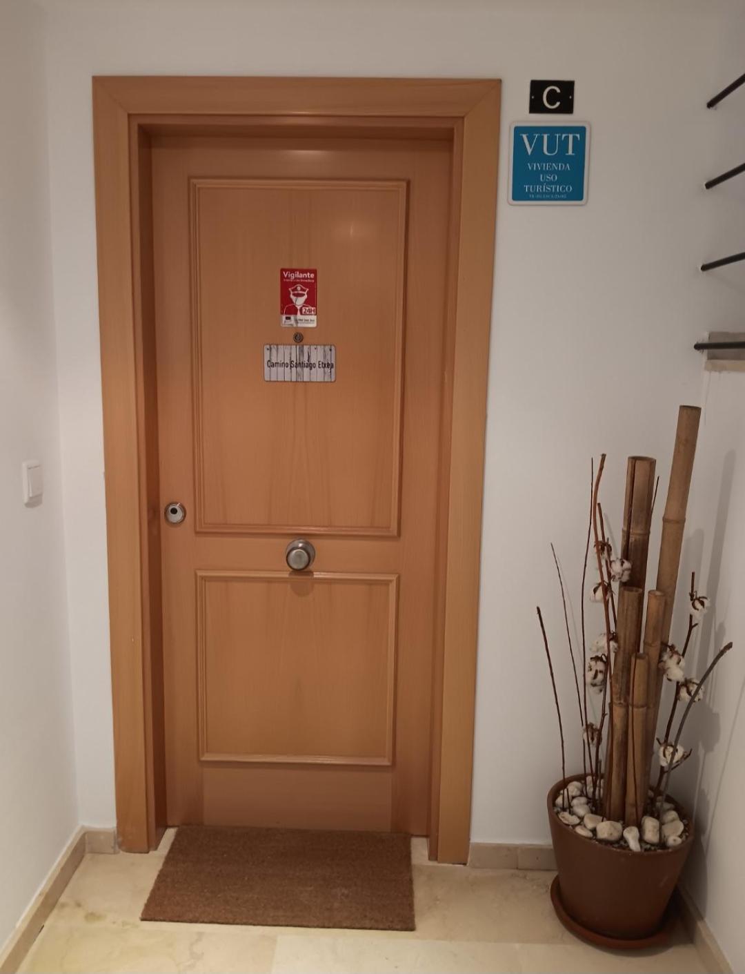 Camino Santiago Etxea Apartment Jaca Luaran gambar